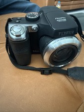 Fujifilm FinePix S Series S8000fd 8.0MP Digital Camera - Black