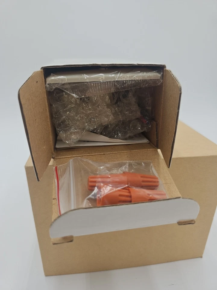 Interruptor de pared de doble relé con sensor de ocupación Pass & Seymour OSR300-LA Foto 4 de 4