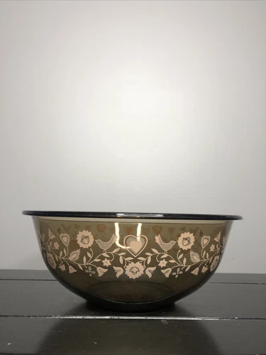 Vintage Pyrex FRIENDSHIP Brown Glass Mixing Bowl #325 2.5L