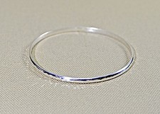 dainty hammered bangle in sterling silver