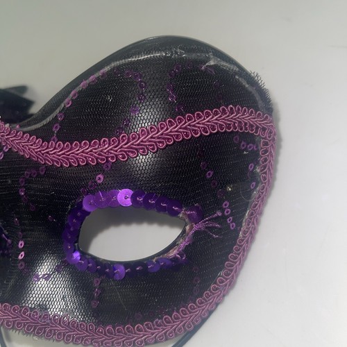 Purple & Black Masquerade Mask w/ Feathers 7 inches Wide Brand New - Picture 3 of 8