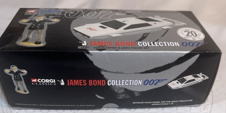 Juego de figuras Corgi Classics James Bond Collection 007 Lotus Esprit & Jaws (50C) Foto 3 de 4