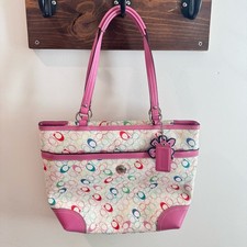 NWOT Coach Heritage Chelsea Multicolor Signature C Tote Bag Pink Trimmed