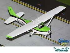 GeminiJets Cirrus Aviazione Cessna 172L Skyhawk N393SP GGCES020