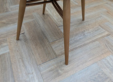 Amtico Signature American Oak short planks parquet LVT luxury vinyl tiles 2.2sqm