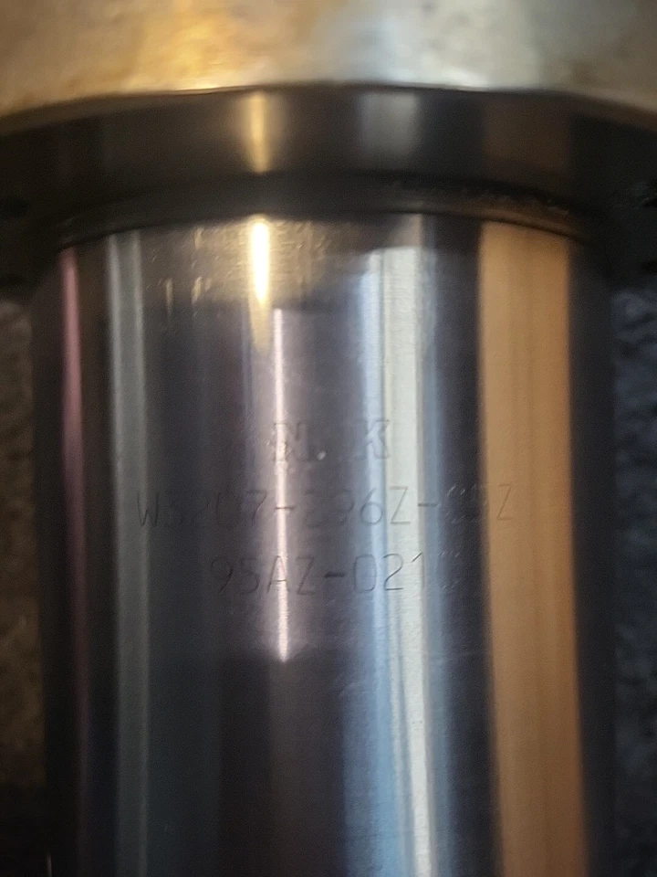 NSK W3207-296Z-C5Z 滚珠螺丝,Y 轴,从 ENSHU S300 拉出 — 第 3/4 张图片