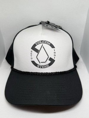 CAP NEW! MENS VOLCOM WHITE BLACK SNAPBACK TRUCKER HAT ADJUSTABLE CAP ONE SIZE