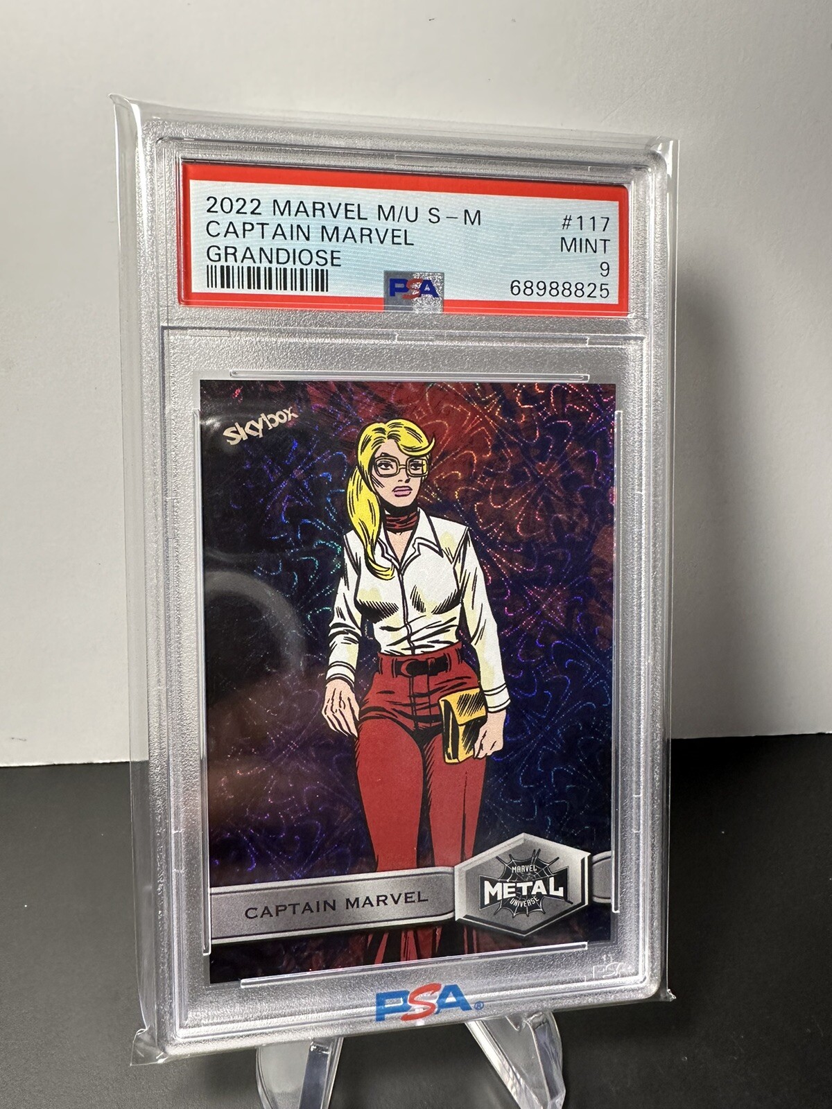 2022 Upper Deck Marvel Metal Universe Spider-Man Grandiose Captain Marvel #117