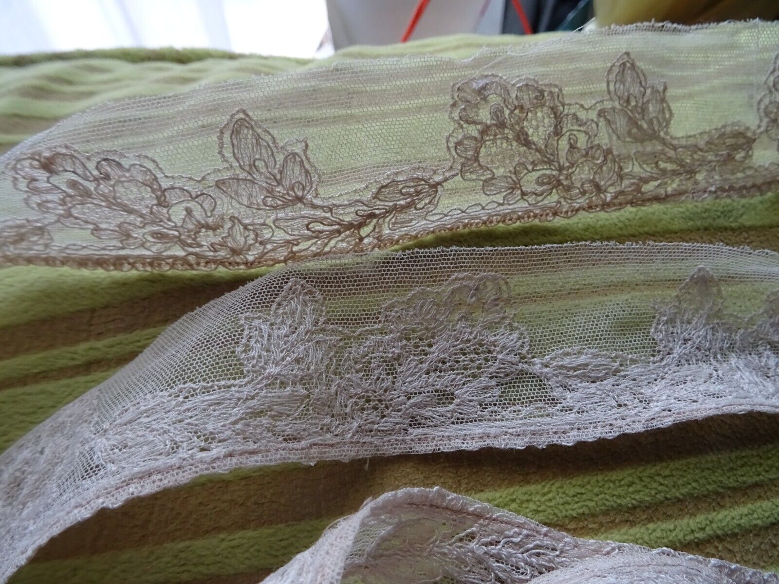 Picture 2 of 24