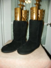 Koolaburra by UGG Winter Boots Suede Black Women's Size 6 