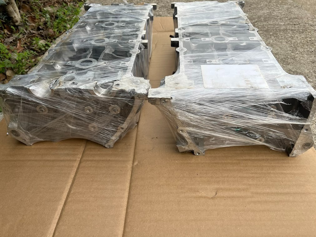 Maserati OEM Cylinder Heads Pair 4.7 V8 Granturismo 2010-2015 2248931B 2248932B