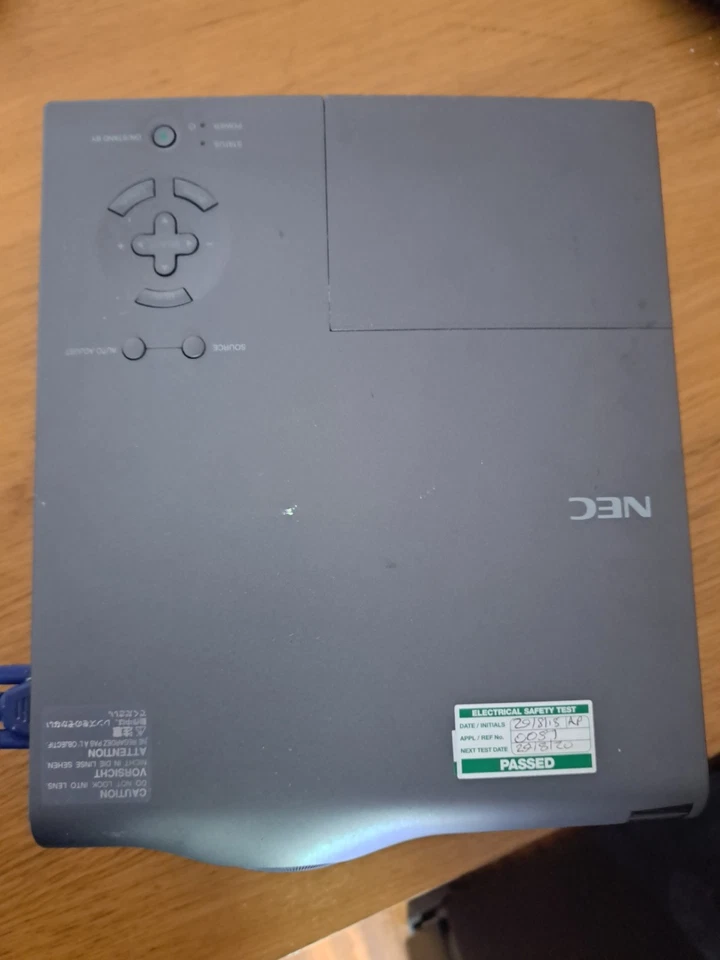 NEC VT540K Projector VGA RCA S-Video - Image 2 of 4