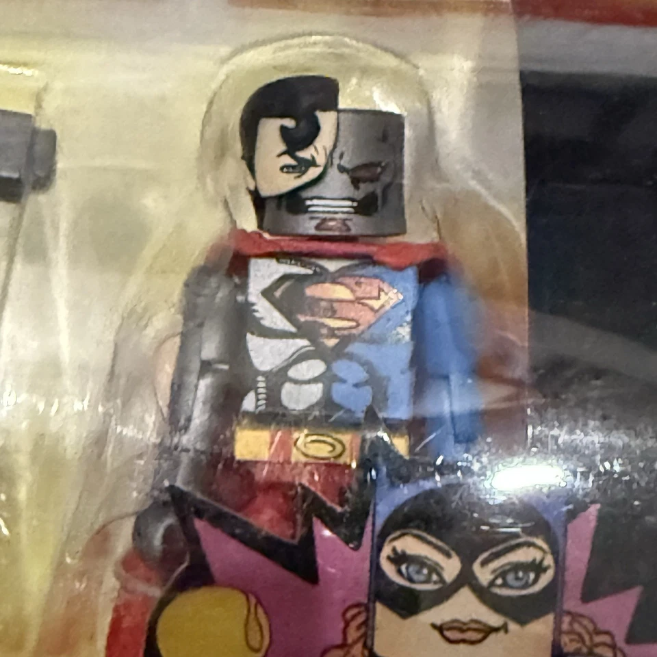 "Juego de figuras de 2"" Minimates DC Art Asylum Series 4 Steel & Cyborg (Superman) 2007" Foto 3 de 4