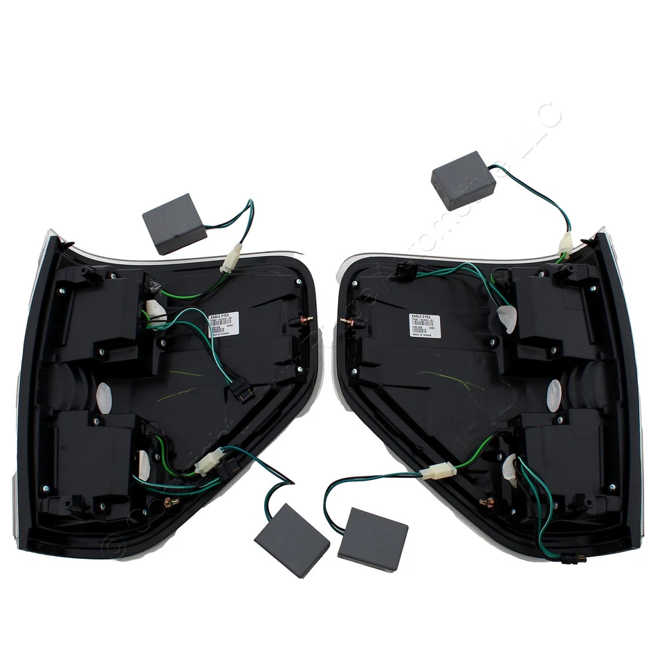 Par de luces traseras LED traseras negras con inserciones rojas Anzo 311145 para Ford F150 2009-2014 Foto 2 de 4