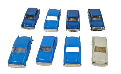 Restposten 8x Vintage Tri-ang Minix Nummer 8 Hillman Minx Farbe blau unverpackt.