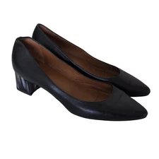 Aquatalia Pasha Heels 9 Made in Italy Black Block Heel Leather Pointed Toe Pumps