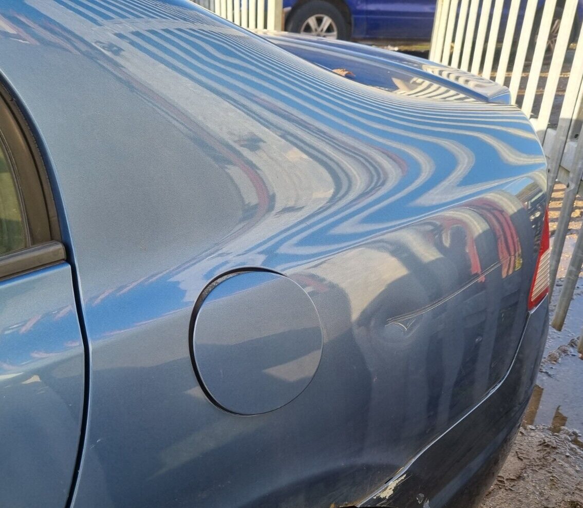 HONDA CIVIC SALOON 20052011 FUEL FILLE FLAP CAP COVER DOOR BLUE B537M