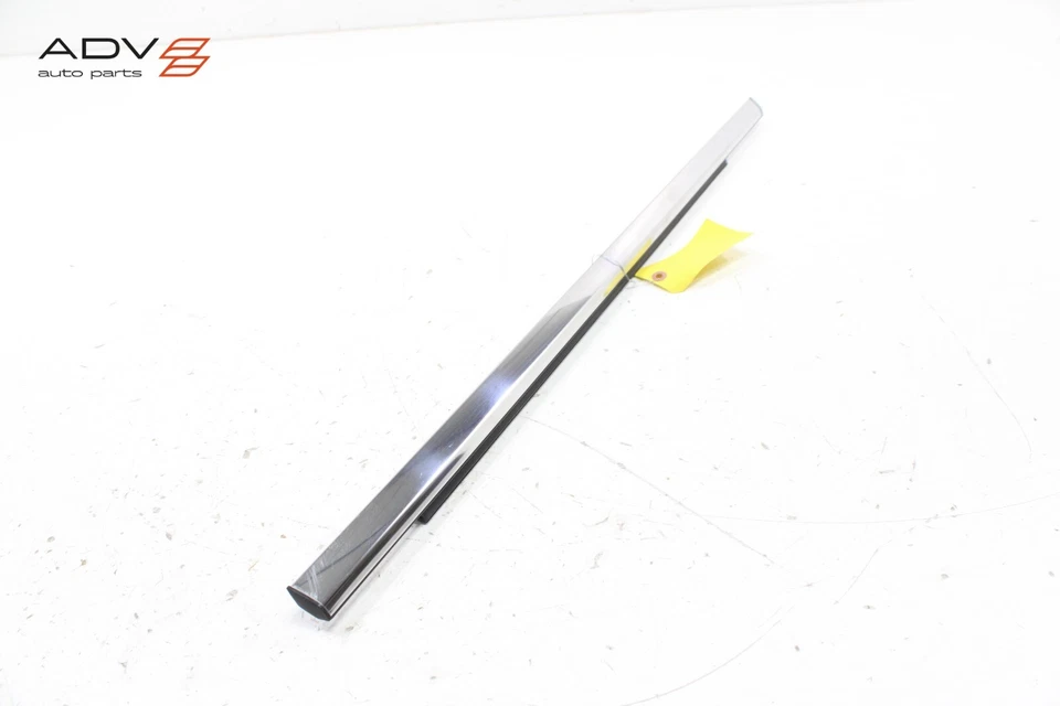 Jeep Grand Cherokee 2011-2015 puerta trasera derecha ventana cinturón moldura OEM Foto 3 de 4