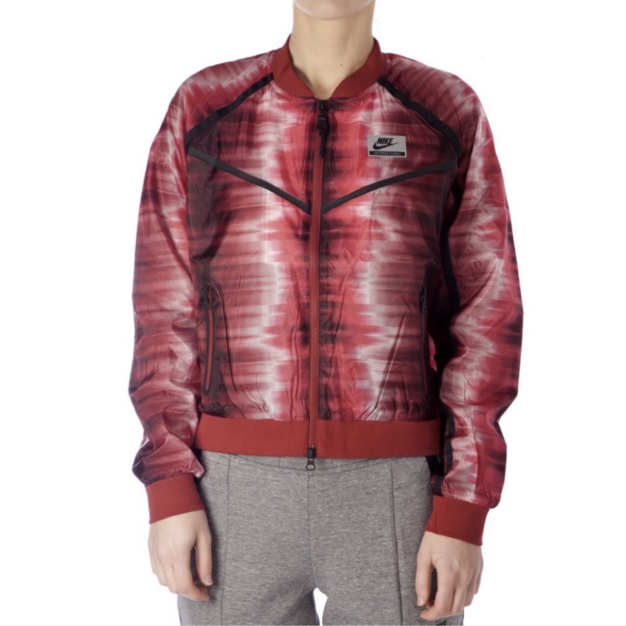 SACAI X NIKE Nike International Giacca Bomber Donna Leggera Rosso Pista Giacca a Vento Tg M
