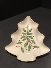 Lenox -NEW- Dimension Collection Holiday Christmas Tree Shaped Candy Dish Plate 