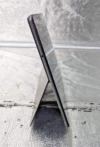 Microsoft Surface Pro 8 1983 13" i5-1135G7 2.40GHz 8GB 256GB Black - Picture 4 of 10