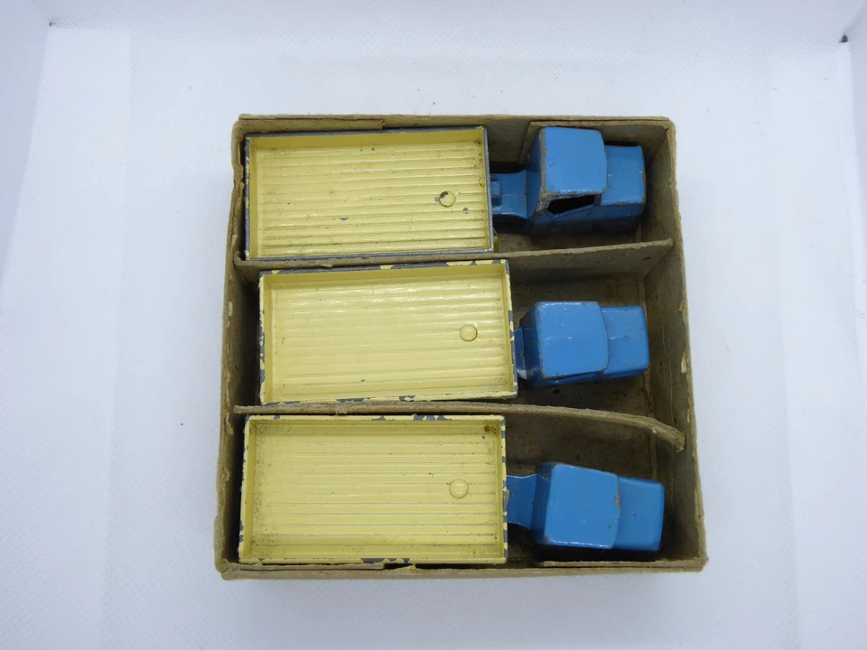 DINKY TOYS 33W CABALLO MECÁNICO Y VAGÓN ABIERTO - Caja comercial de tres Foto 3 de 4