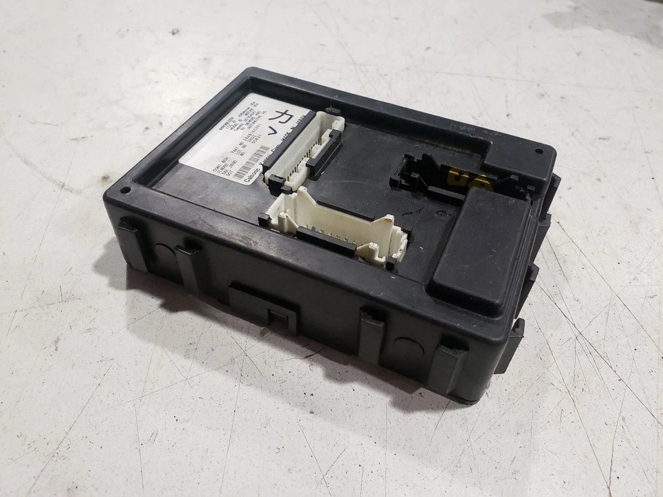 Módulo de controle de corpo BCM - 2004 Infiniti G35 cupê manual - OEM 284B1AC301 - Imagem 3 de 4