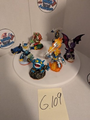 Skylanders Giants Mixed Lot Of Figures. 