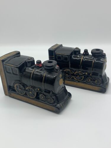 Vintage Train Engine Ceramic Bookends - hand painted Made in  Japan - Picture 1 of 7