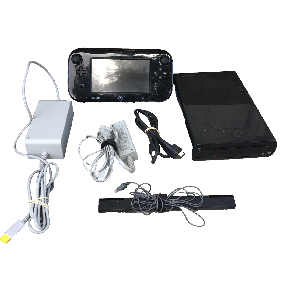 Wii U 32GB Black System Console Bundle w/ Gamepad Tablet and Cords