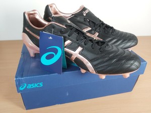 rose gold rugby boots
