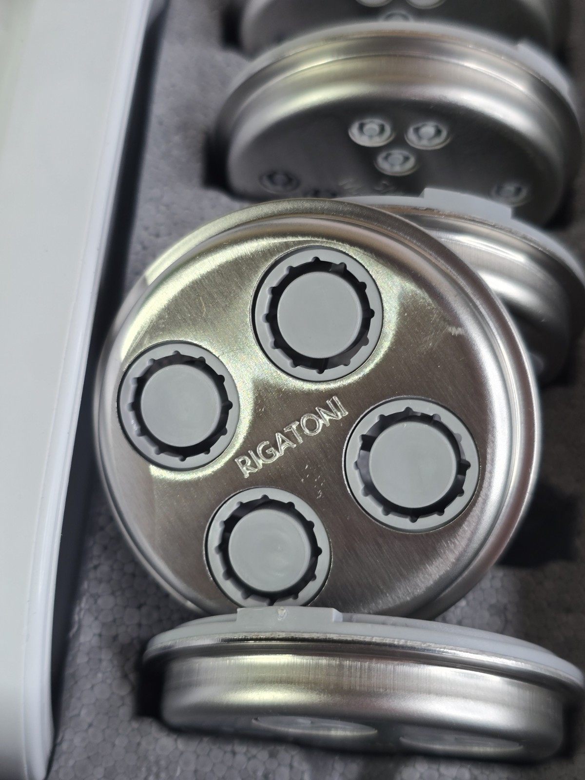 NEW OPEN BOX KitchenAid Gourmet Pasta Press Stand Mixer Attachment KSMPEXTA GIFT