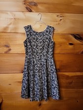 L@@k Tahari Arthur S. Levine Floral Embroidered Mesh Sleeveless Dress Black Sz 8
