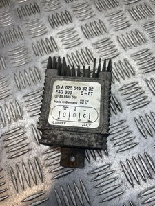 Mercedes-Benz A W168 2001 Diesel Relais Kühlerlüfter A0255453232 RCE12411