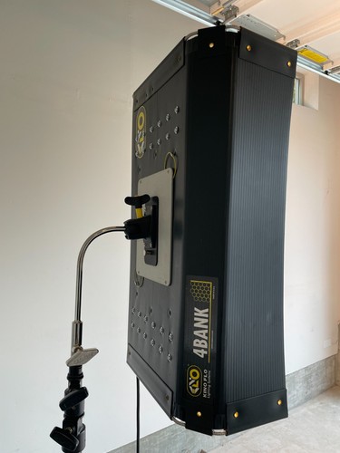 Quasar Science Kino-Flo with Q-LED System, Plus Pelican 1650 shipping case! - Picture 4 of 9
