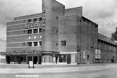 Ktg-82 The Regal Cinema, Crossgates, Leeds, West Yorkshire. Foto