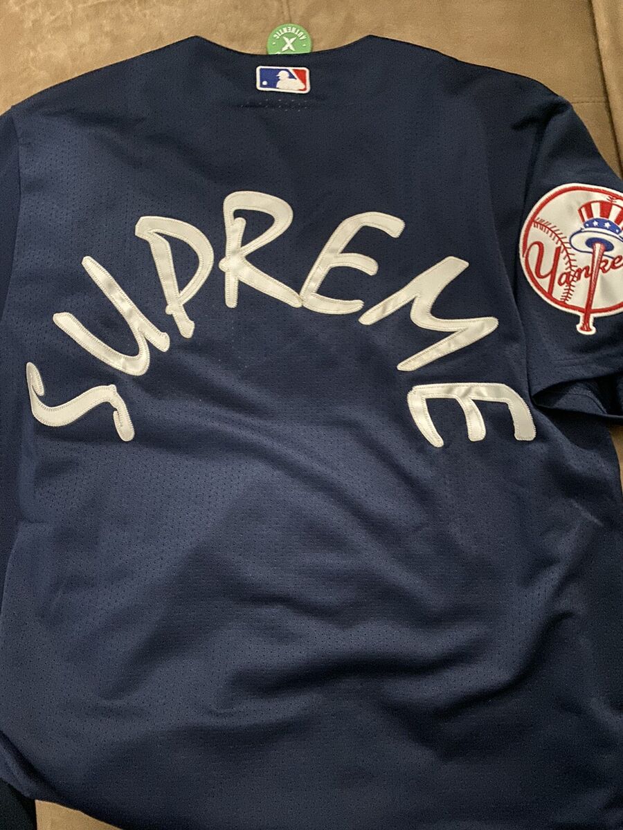 SS15 SUPREME X MAJESTIC NEW YORK YANKEES JERSEY NAVY Large SS15 SUPREME X MAJESTIC NEW YORK YANKEES JERSEY NAVY Large