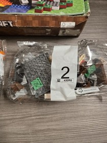  LEGO Minecraft: The Cave (21113) Open box
