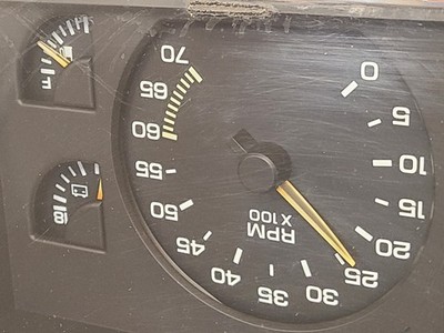 87 88 89 Chrysler Daytona Instrument Speedometer Cluster Gauge 125 MPH 161K