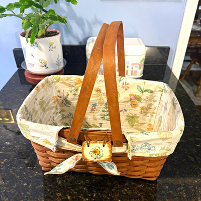 Longaberger 2006 Handmade Woven Wood Rectangle Basket Floral Botanical Fields
