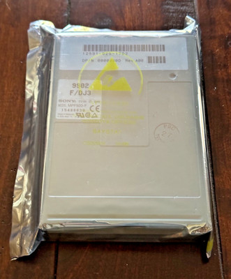 Sony MPF920-F 3.5'' 1.44MB Internal Floppy Drive Dell DP/N 0000990D Rev A00