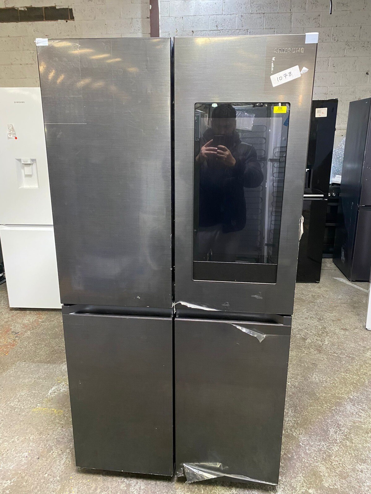 Samsung RF65A977FB1 Family Hub™ 91cm Frost Free American Fridge Freezer