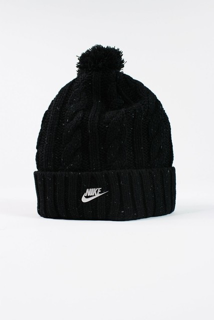 Womens Nike Sportswear Pom Knit Beanie 925422 010 Black/silver for sale online | eBay