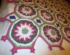 HANDMADE Crochet AFGHAN vtg GRANNY SQUARE Quilt COUCH Lap BED BLANKET Knit THROW