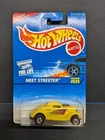1996 Vintage Hot Wheels Collector #526 & 527 Neet Streeter {2] Second wind {6}