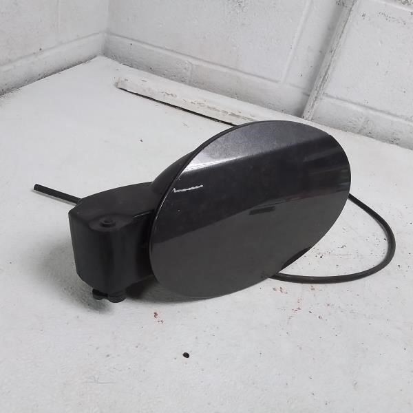 2017 MASERATI GHIBLI OEM GREY FUEL FILLER DOOR