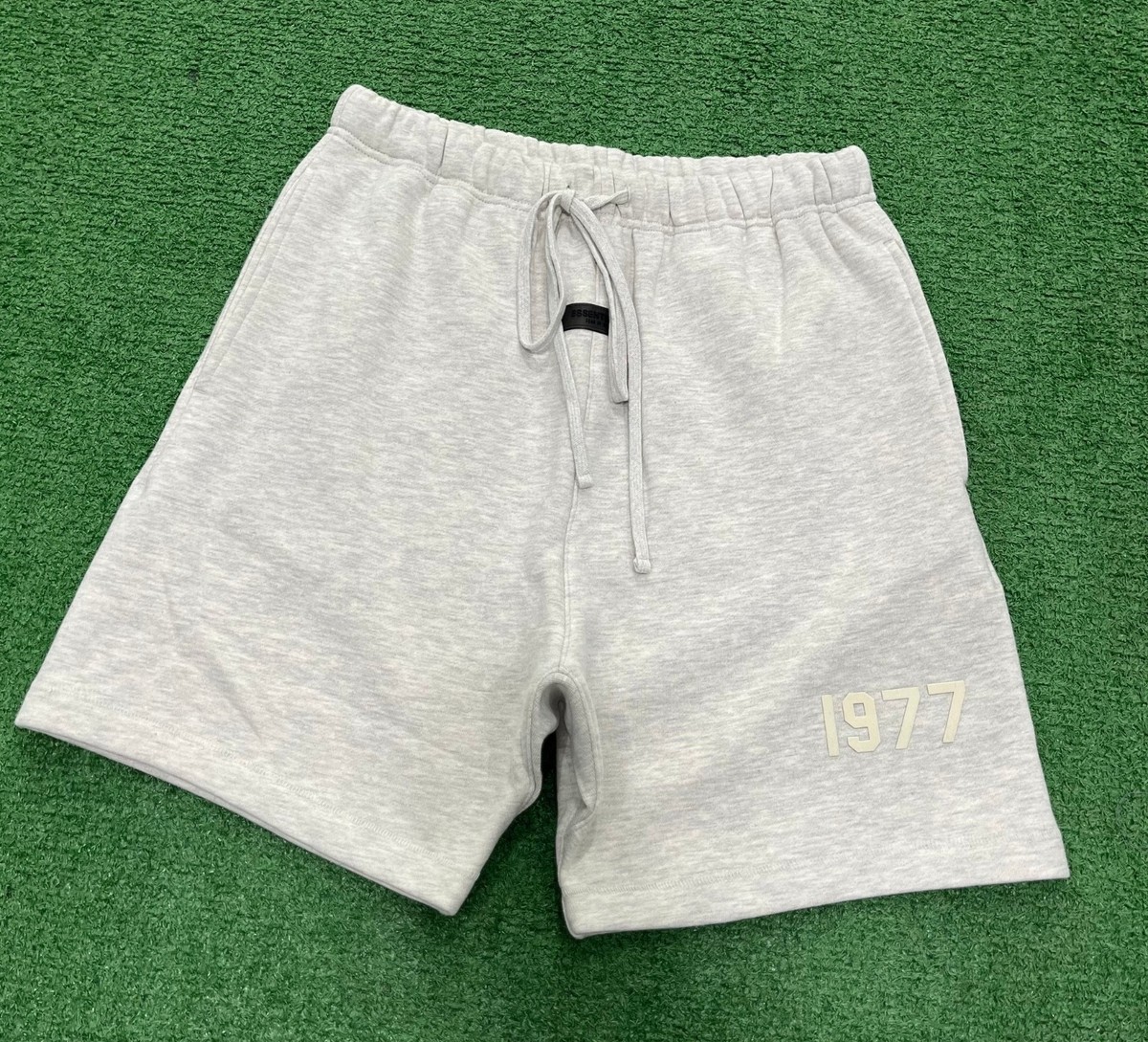 ESSENTIALS fear of god 1977 shorts 