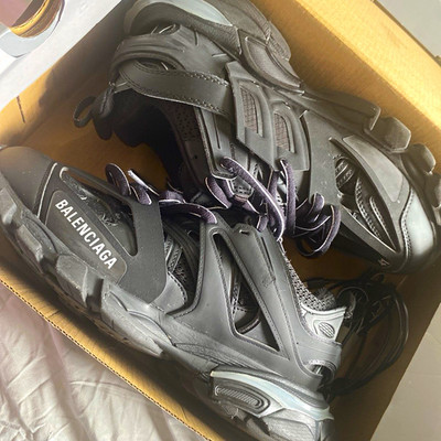 Balenciaga Track Sneaker Black Low Top Lace-Up Light-Up Sole New w/ Box