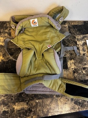 Ergobaby  Four Position 360 Baby Carrier Sage Green & Gray Nice Used Condition