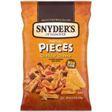Piezas de pretzel con sabor a queso cheddar Snyders of Hanover, 11,25 OZ